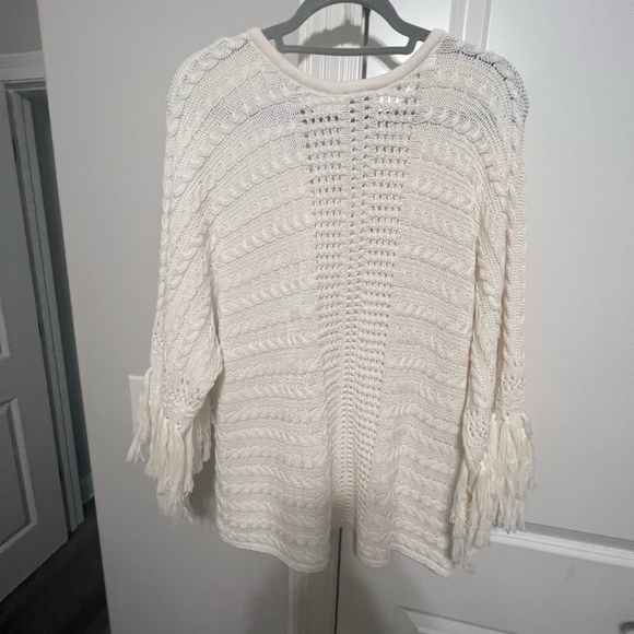 CAbi Cream Fringe Fiesta Poncho Sweater Top EUC - Picture 3 of 5